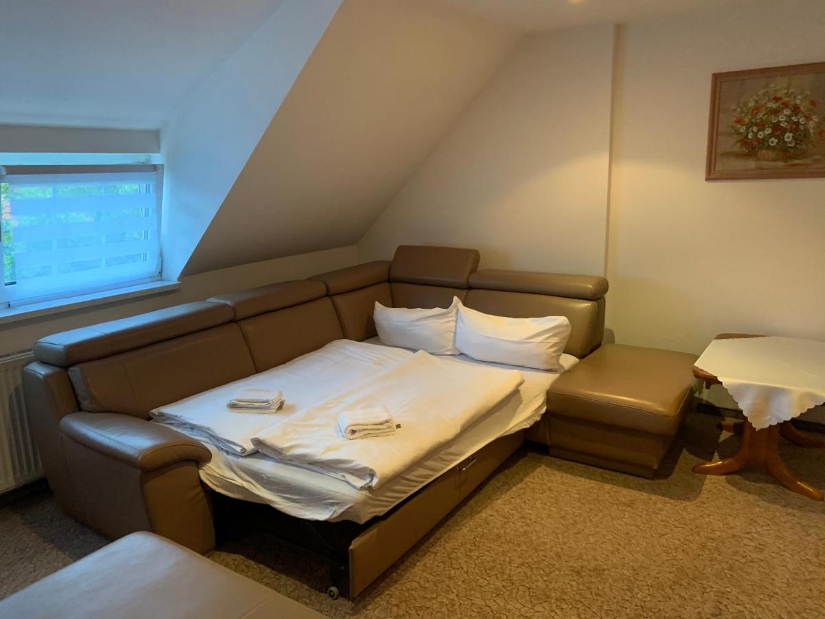 Hotel & Restaurant Schenk von Landsberg - Housity