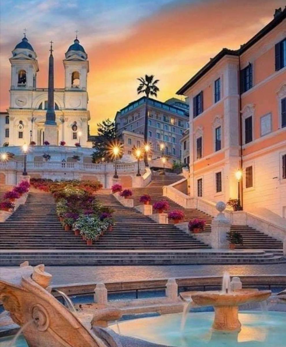 Le Rondini Apartment, 5 persone, 2 balconi, Policlinico Tor Vergata e Casilino, Metro C Torre Maura per il Colosseo a 10 minuti, WI-FI, aria condizionata - Housity