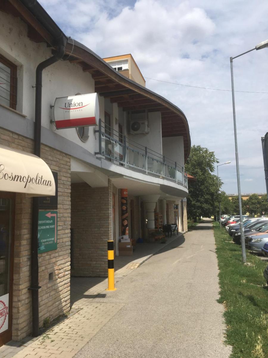 Kondé Apartments C - Housity