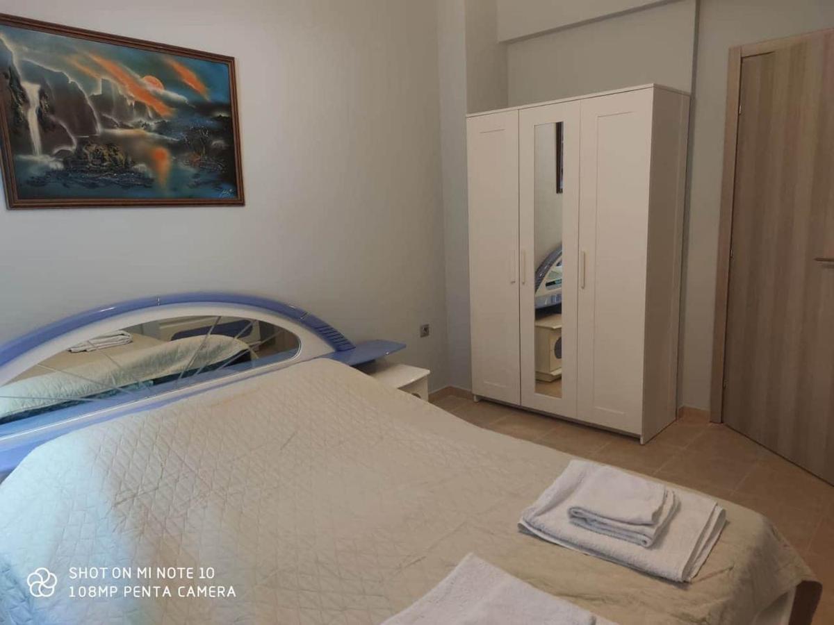 Apartment Maxim - Housity