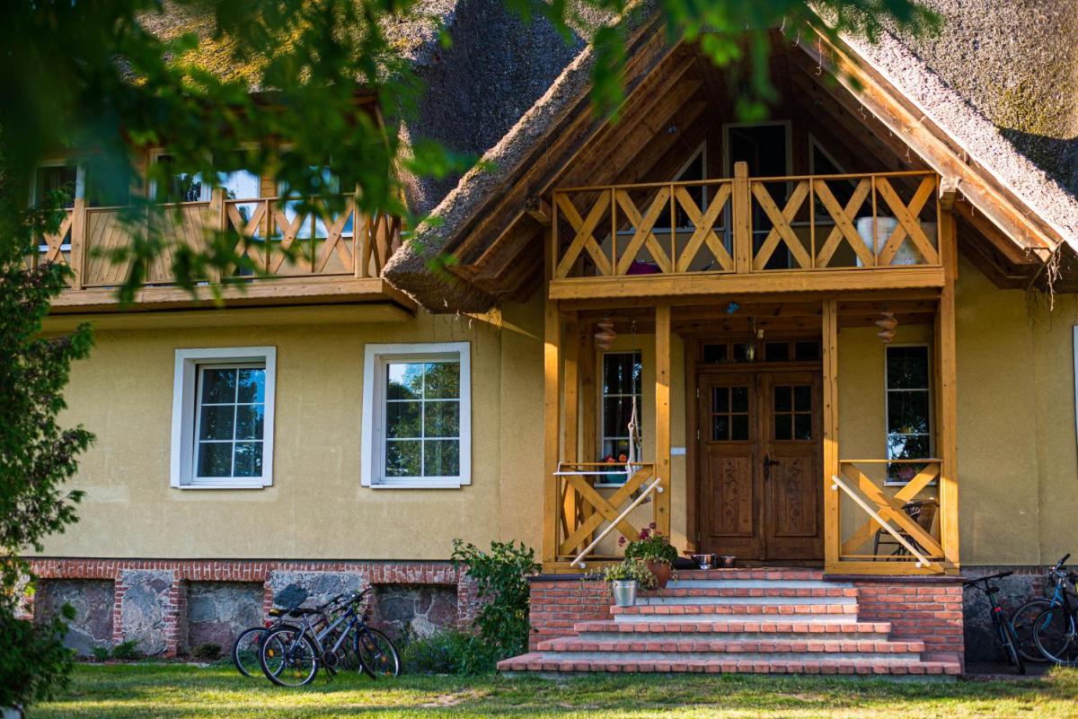 Letnisko Rozwarowo - Housity