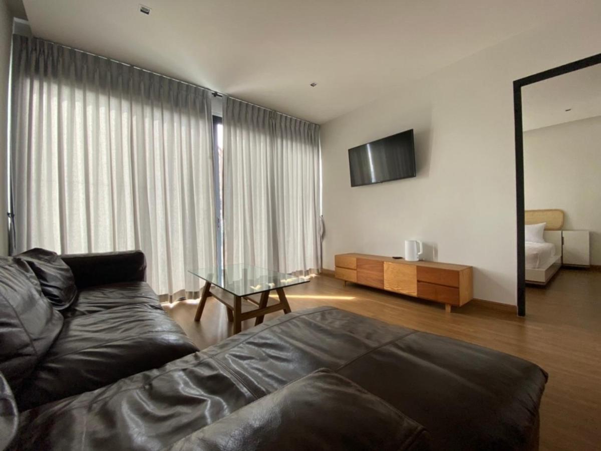 Suitetrails - The Singha Hotel - Korat