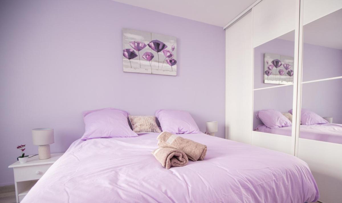 Appart Coeur de Rouen - Place des Carmes - Housity