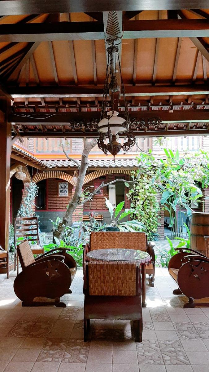 Suitetrails - Omah Wetan Homestay