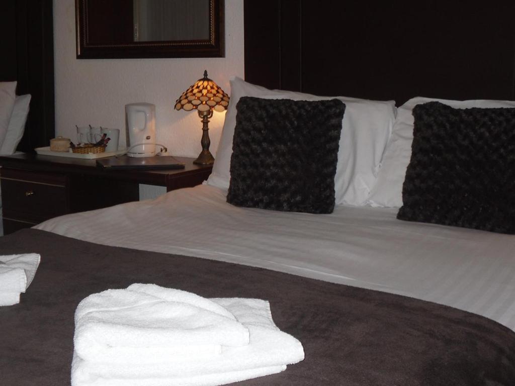 Richmond Hotel - Housity