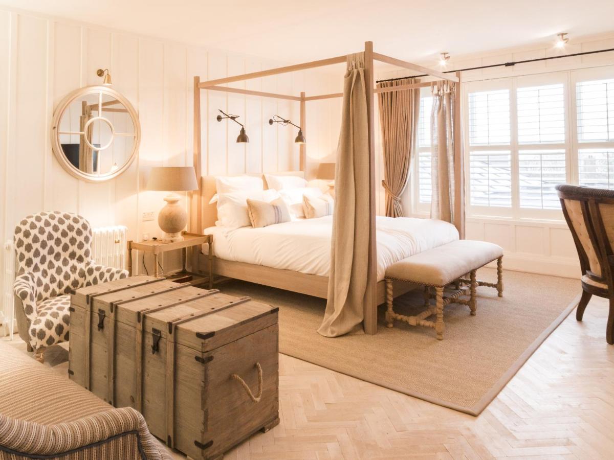 Sandy Mount House - Housity