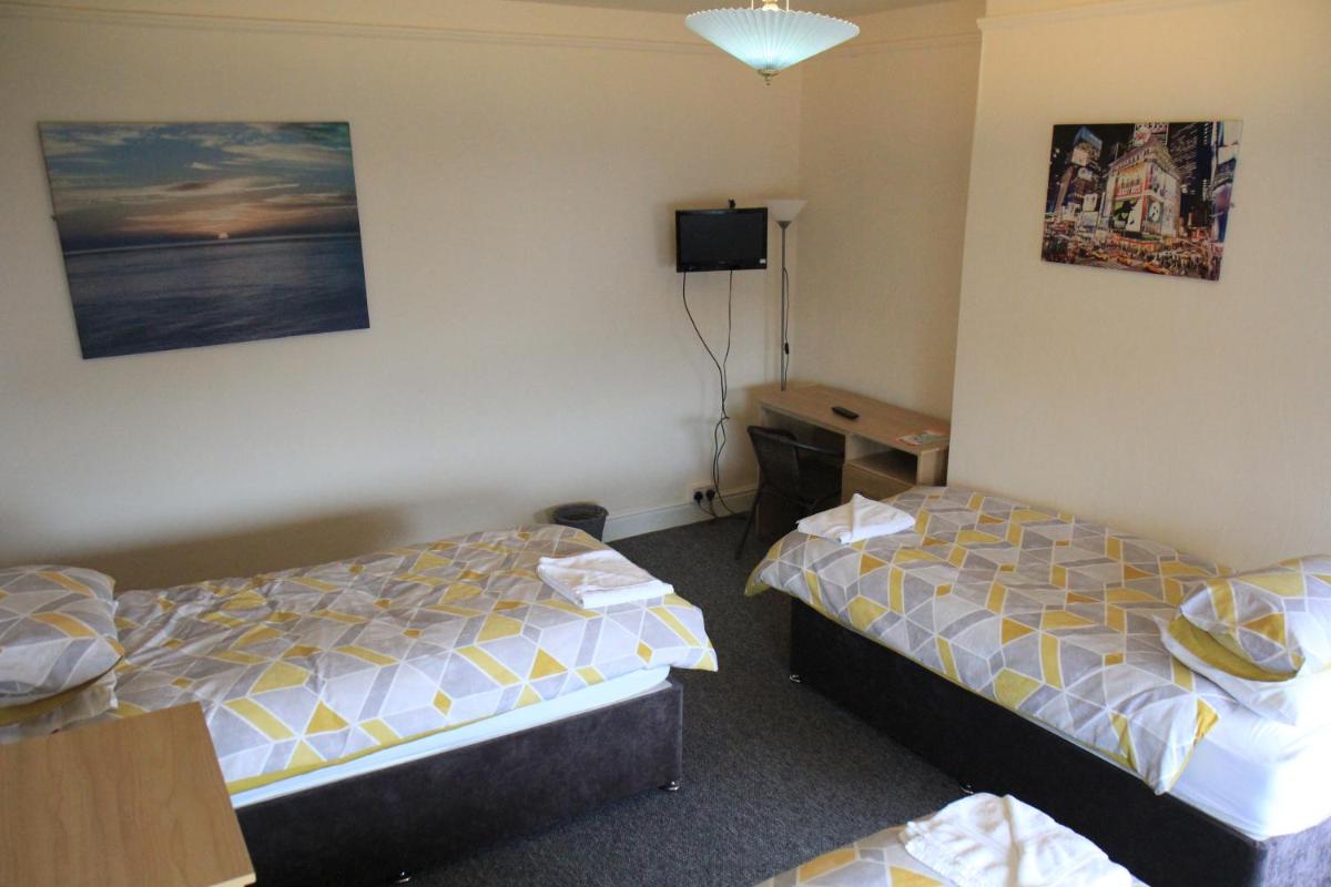 Clifton arms - Housity
