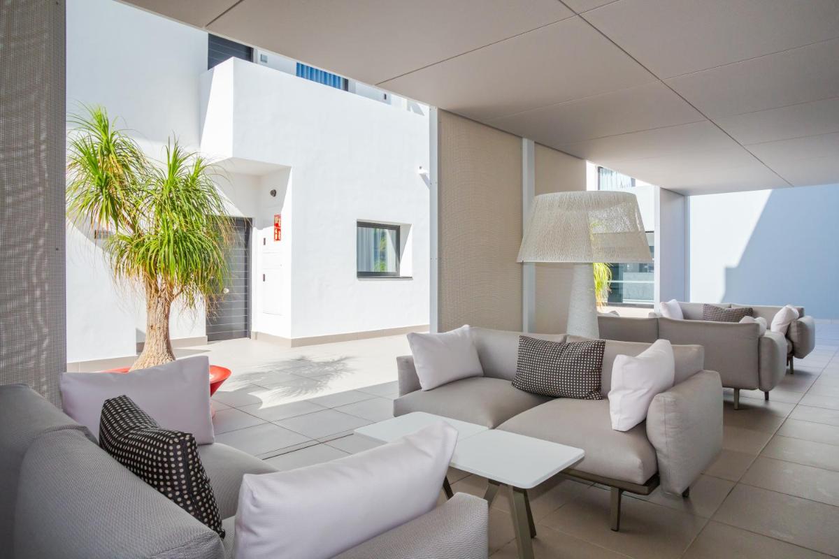 Zona de estar de Migjorn Ibiza Suites & Spa