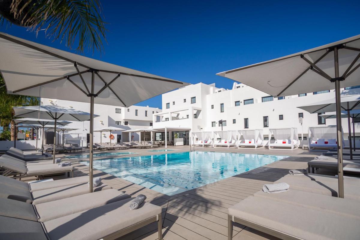 Piscina en o cerca de Migjorn Ibiza Suites & Spa
