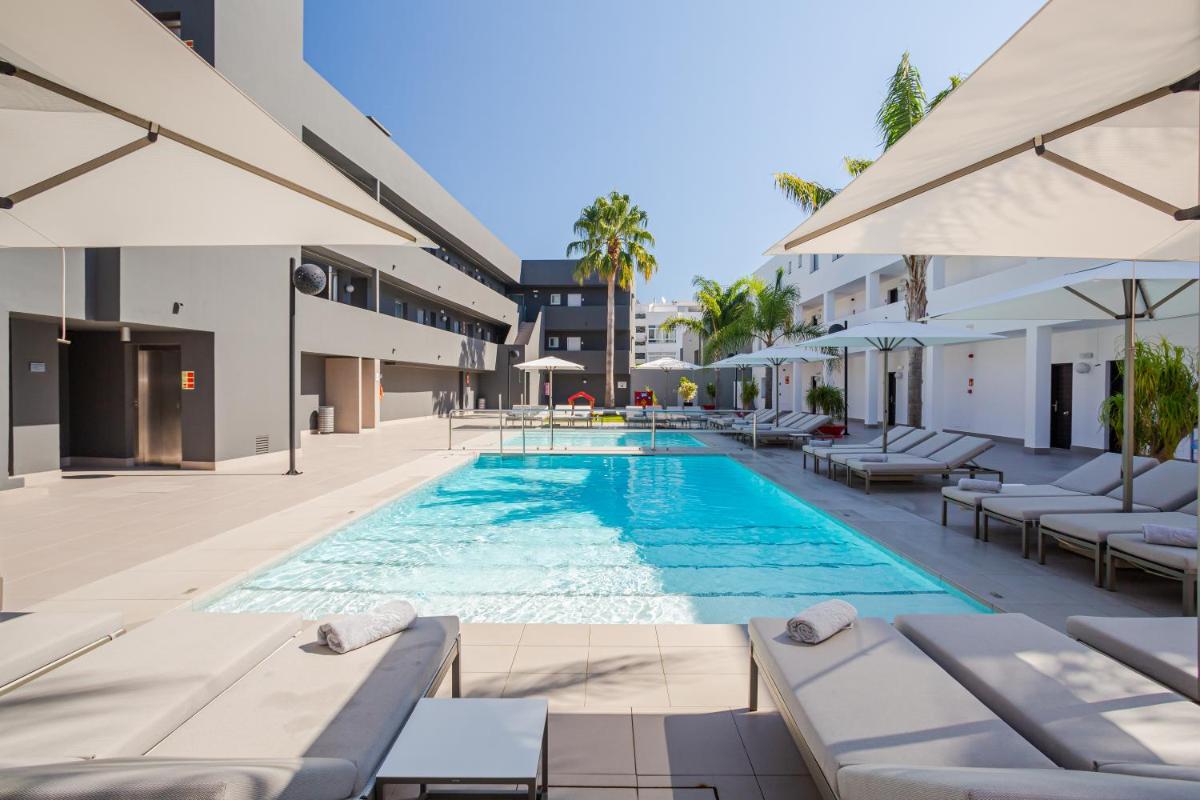 Piscina en o cerca de Migjorn Ibiza Suites & Spa