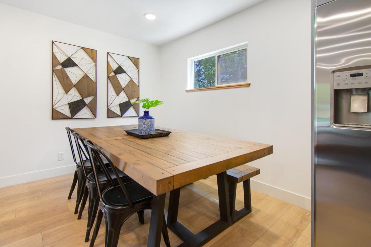 Modern Mesa 1 - Housity