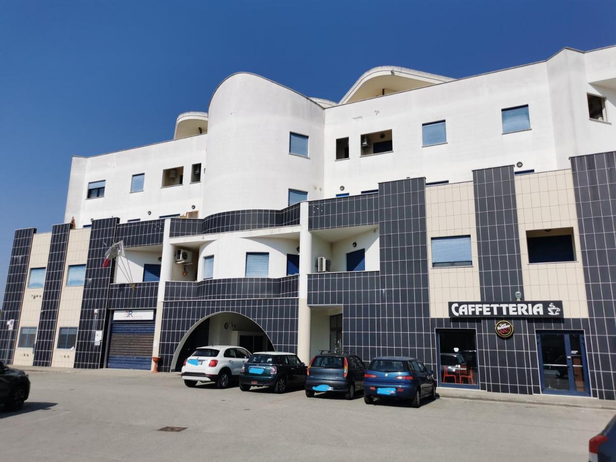 La Maison Latina Guest House - Housity