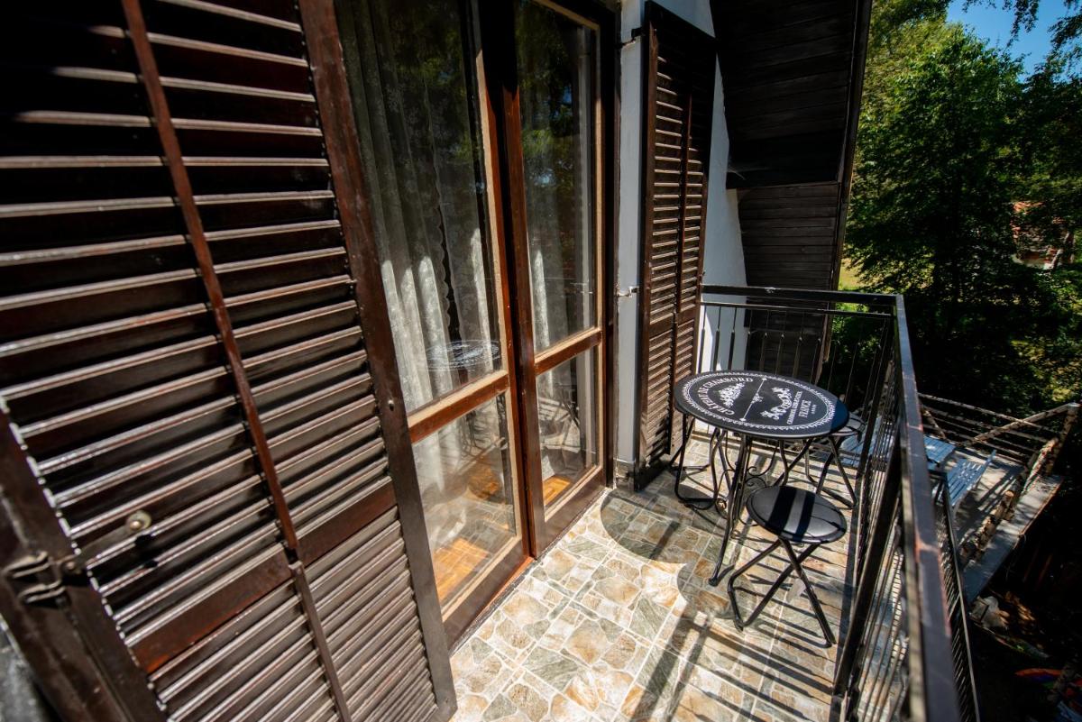 Apartmani Sunčev breg Vlasinsko jezero - Housity