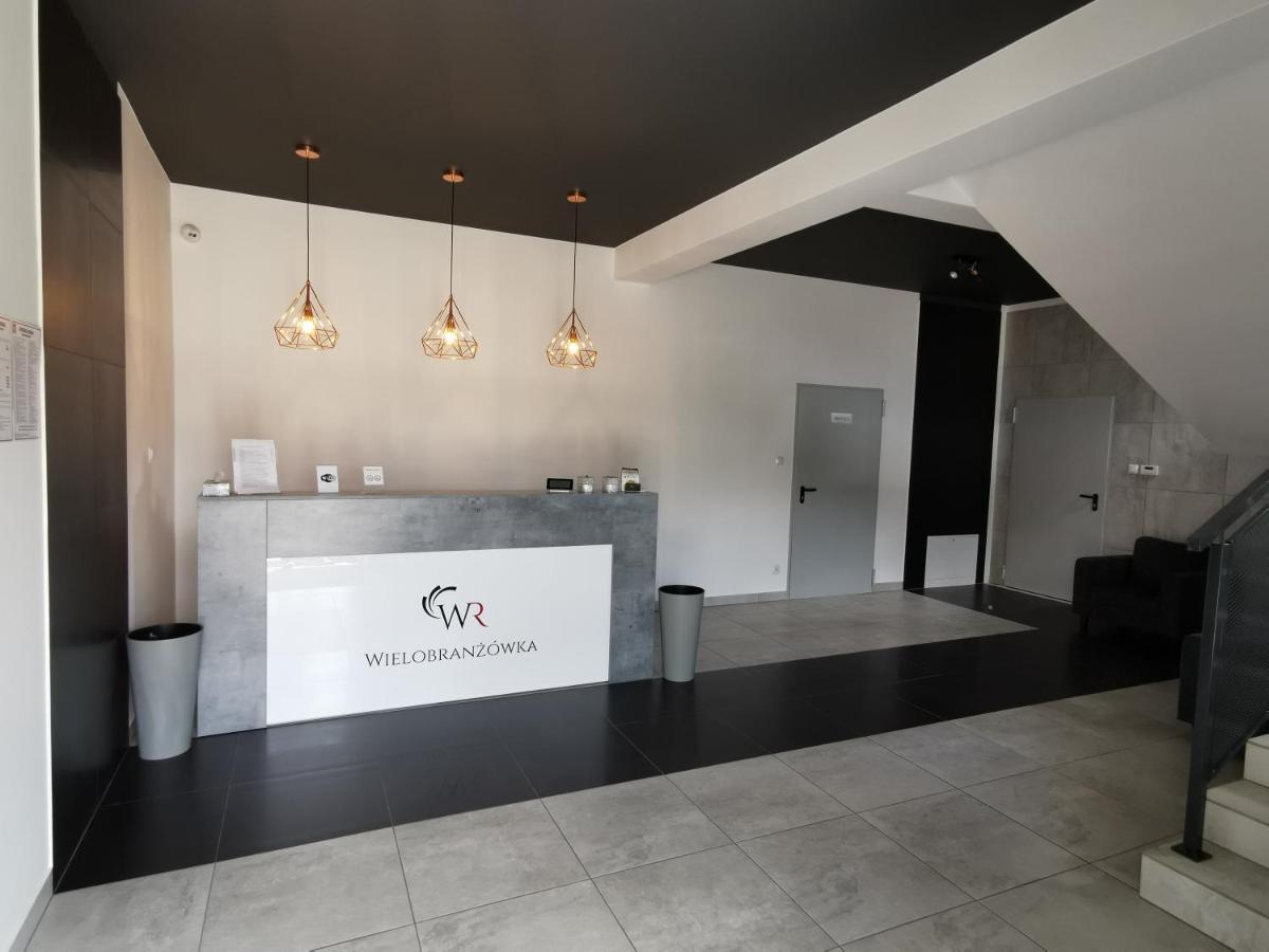 Wielobranżówka - Housity