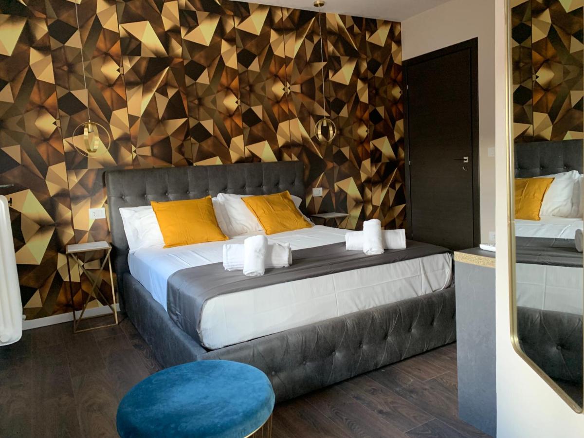 SUITE LAME 37 Rental Rooms - Housity