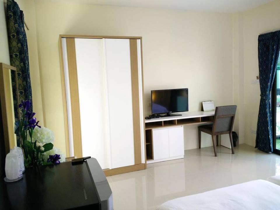 Little Amazon Home - Housity
