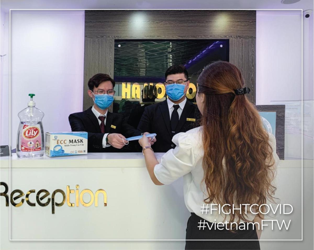 Ha Noi Hotel near Tan Son Nhat International Airport - Housity