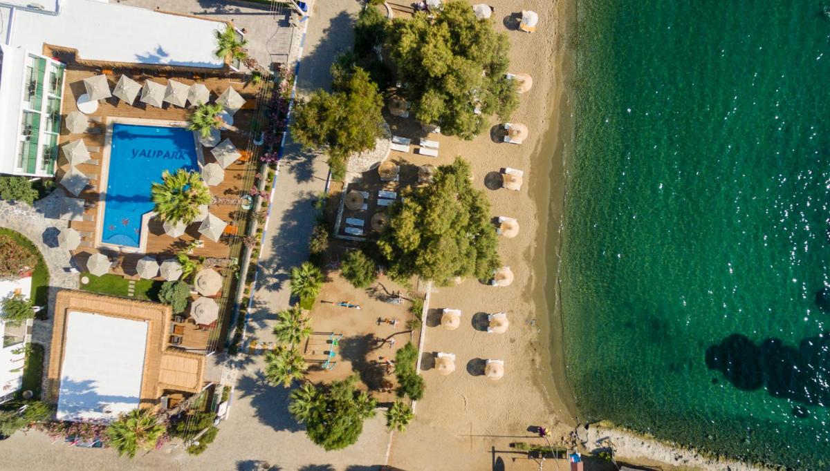 Yalıpark Beach Hotel - Housity