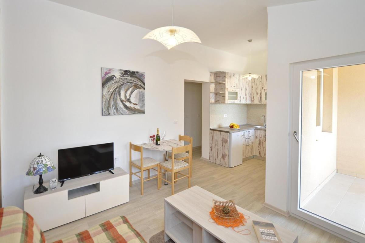 Suitetrails - J & P Apartments Orahovac