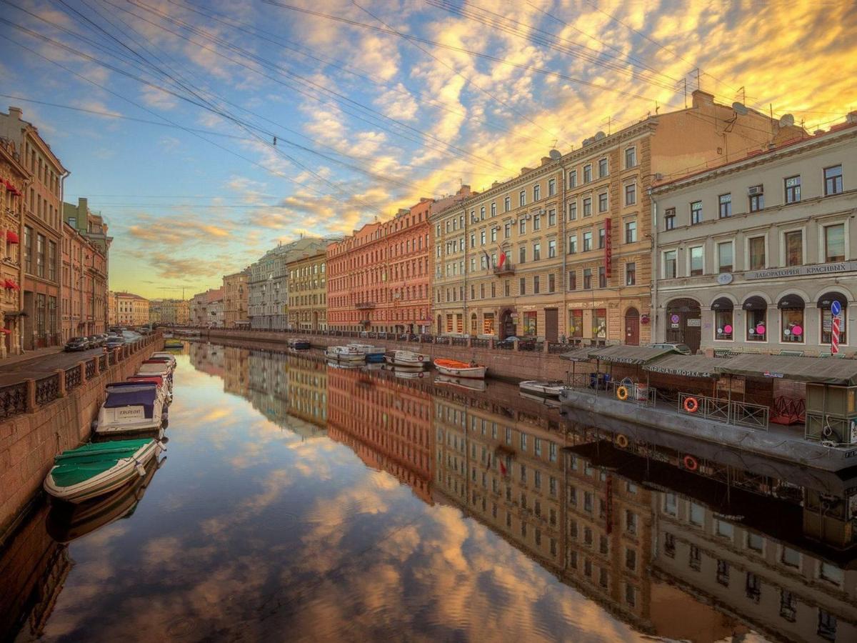 Suitetrails - Apartment on Moyka 42