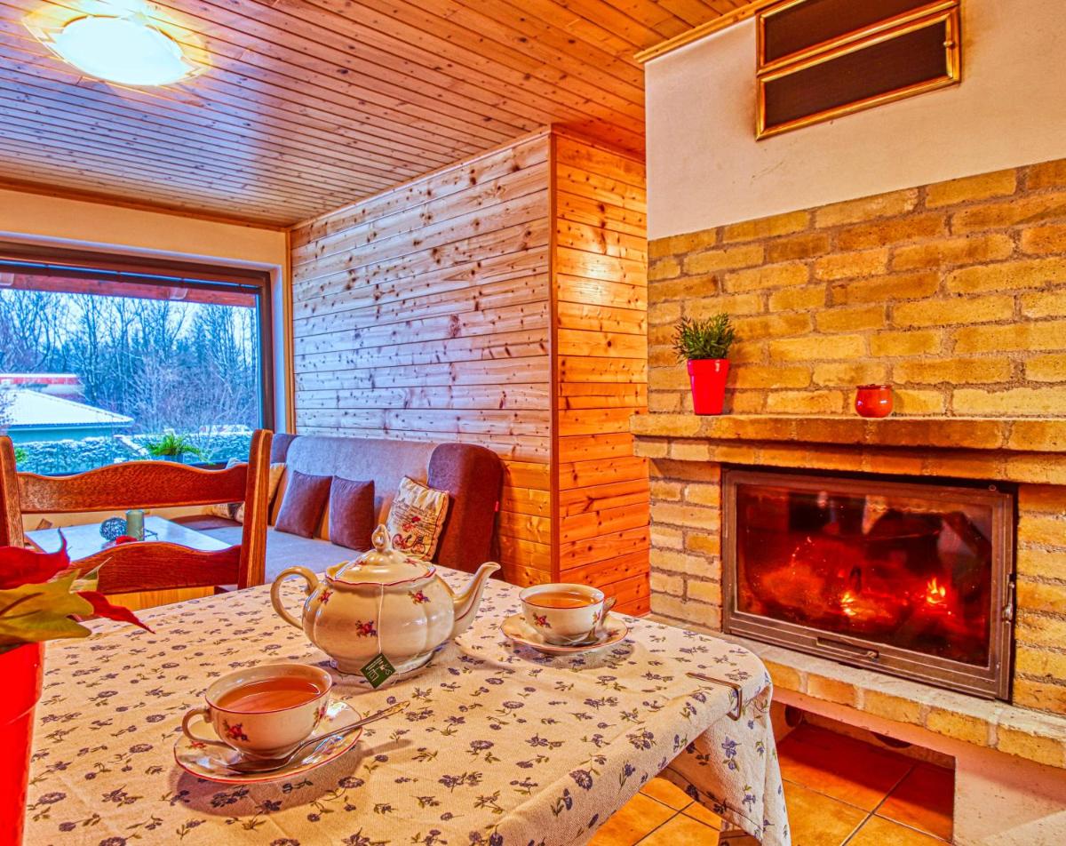 Apartmán Kinských - Housity