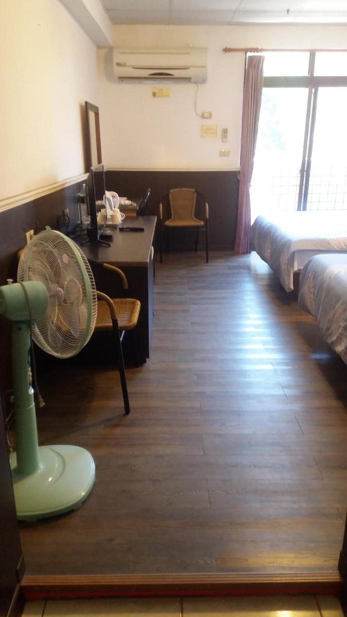 Zhiben Hot Spring Hsiao Hotel - Housity