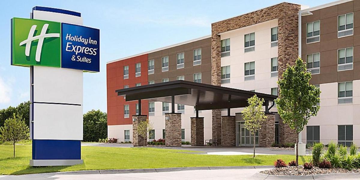 Holiday Inn Express & Suites - Green River, an IHG Hotel - Housity