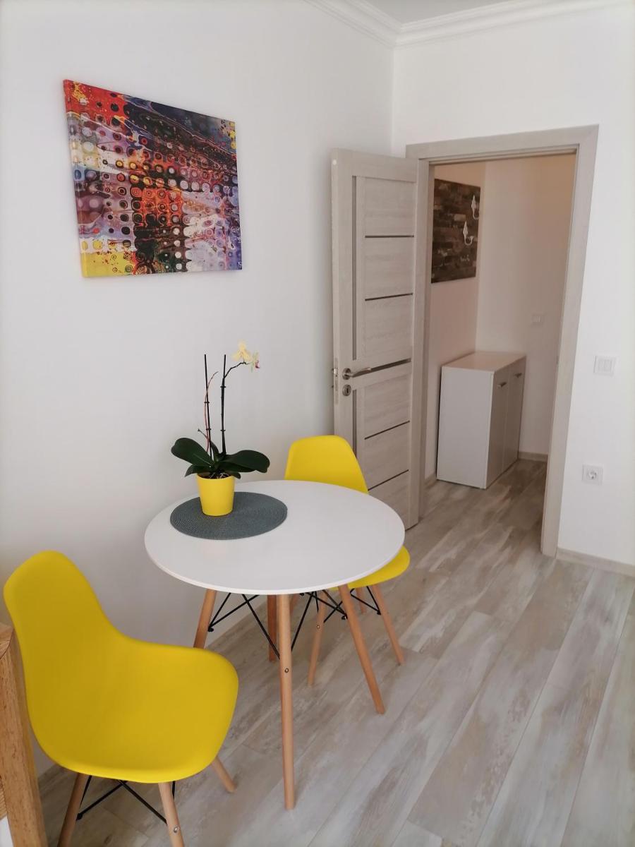 Sunny blue - Housity