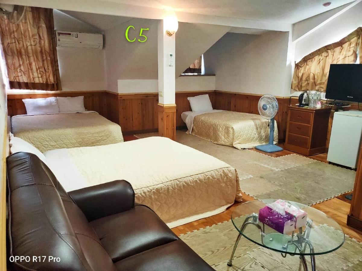 Suitetrails - Pleasure Leisure Villa