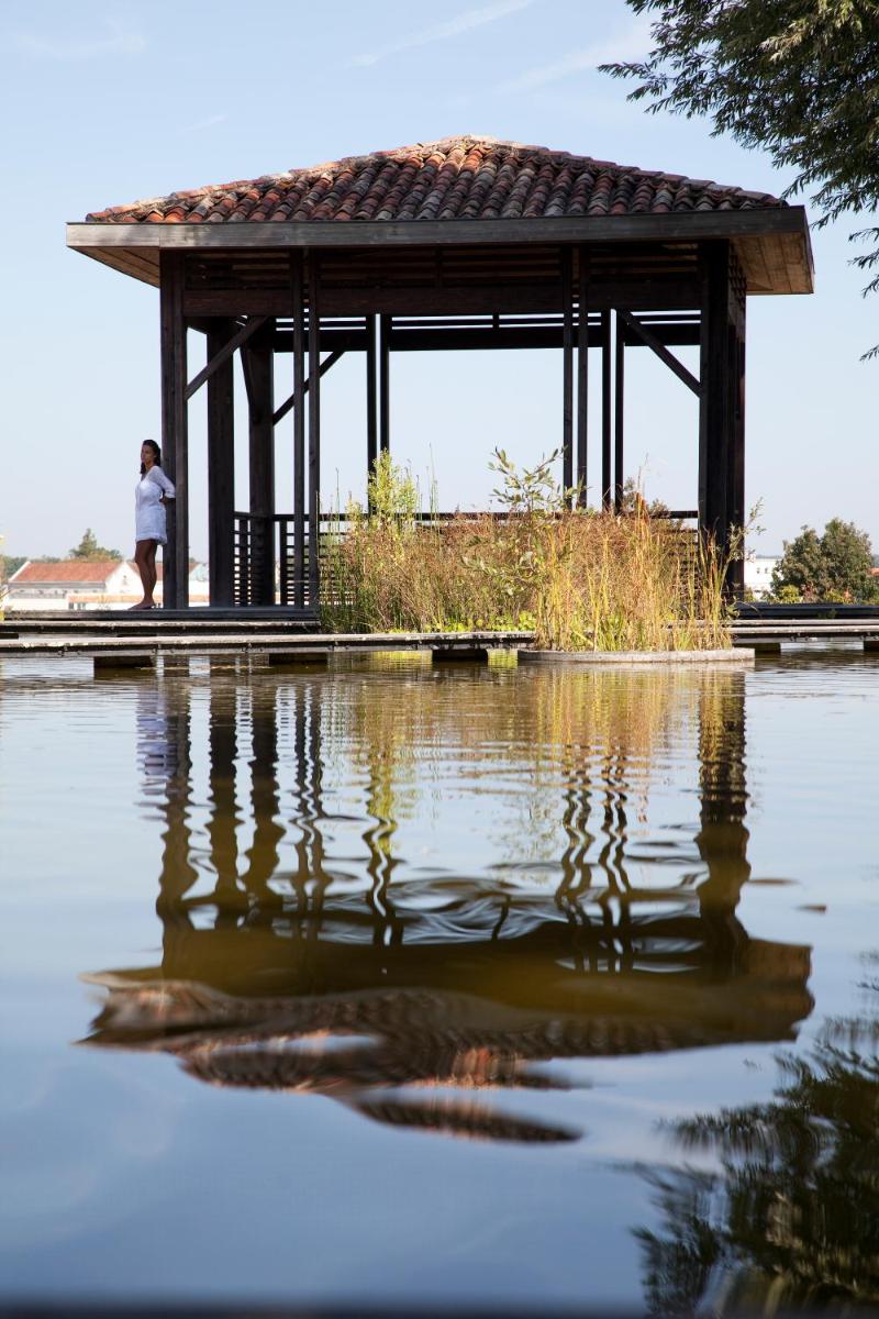 Vue sur la rivière ou le fleuve situé(e) à proximité de l'appart'hôtel