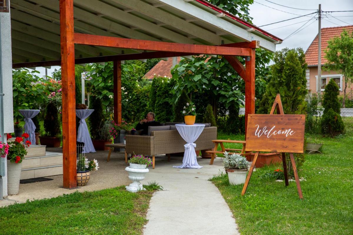 Bed & Breakfast Ana - Housity