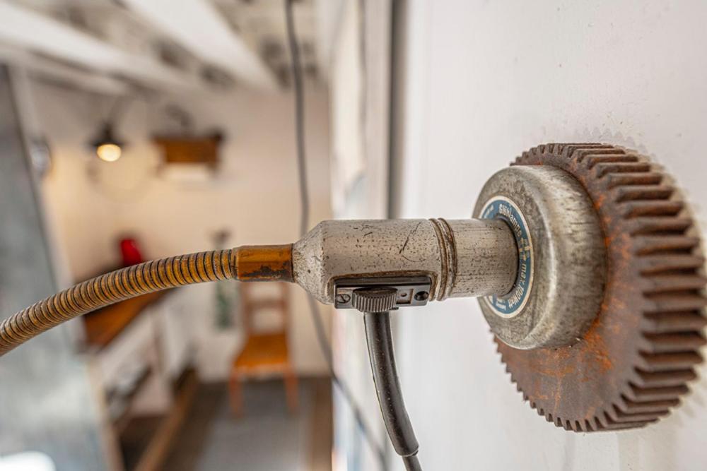 Louse Puschen Manufaktur - Housity