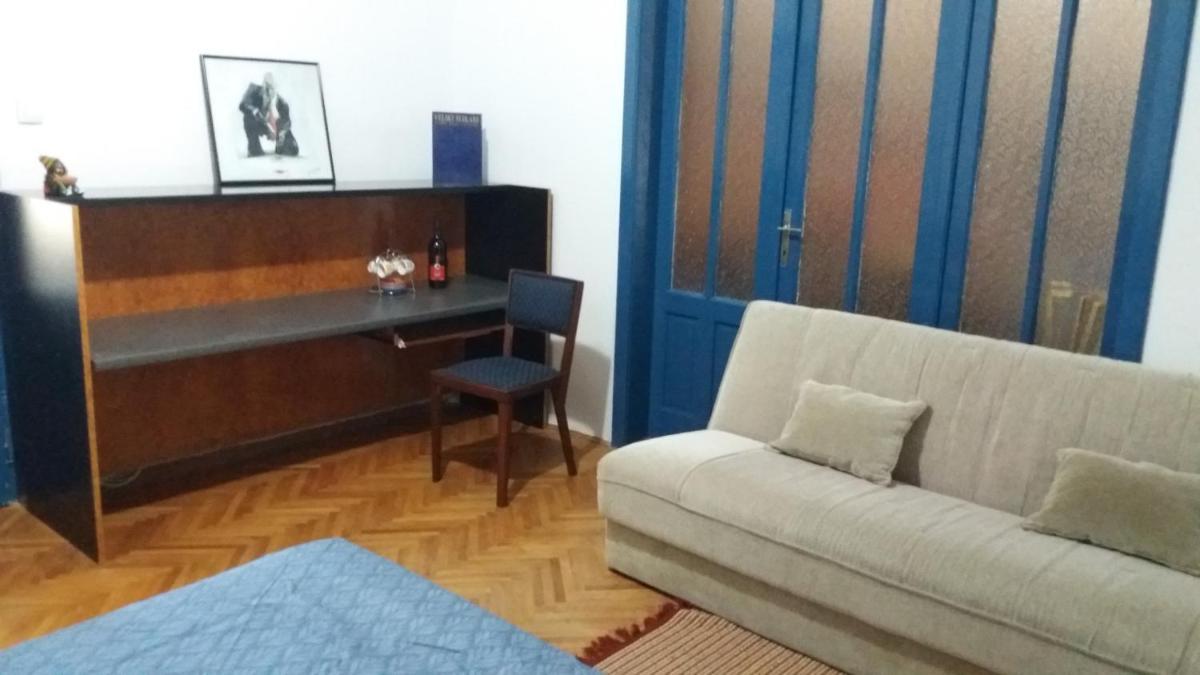 Vladone 2 - Housity