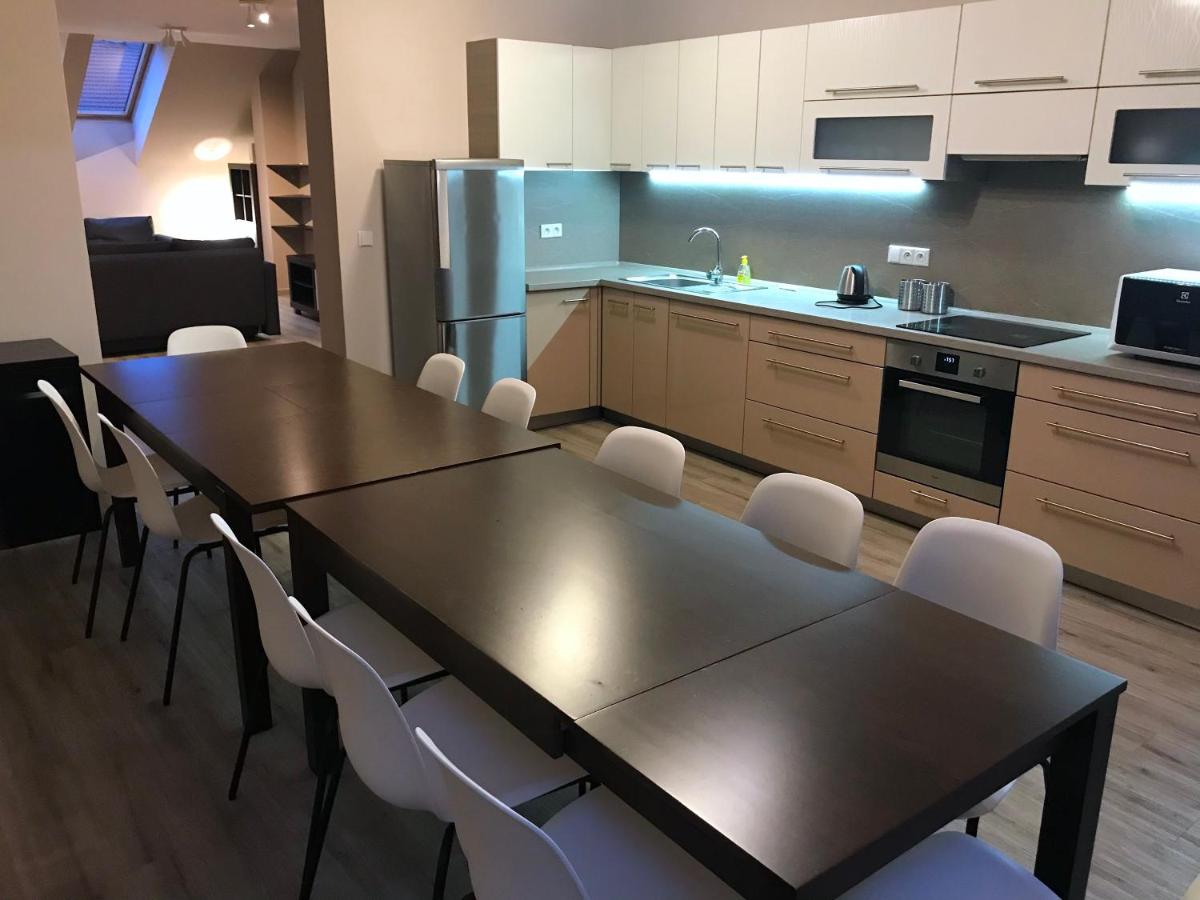 Valentine's National Museum Apartments - Housity