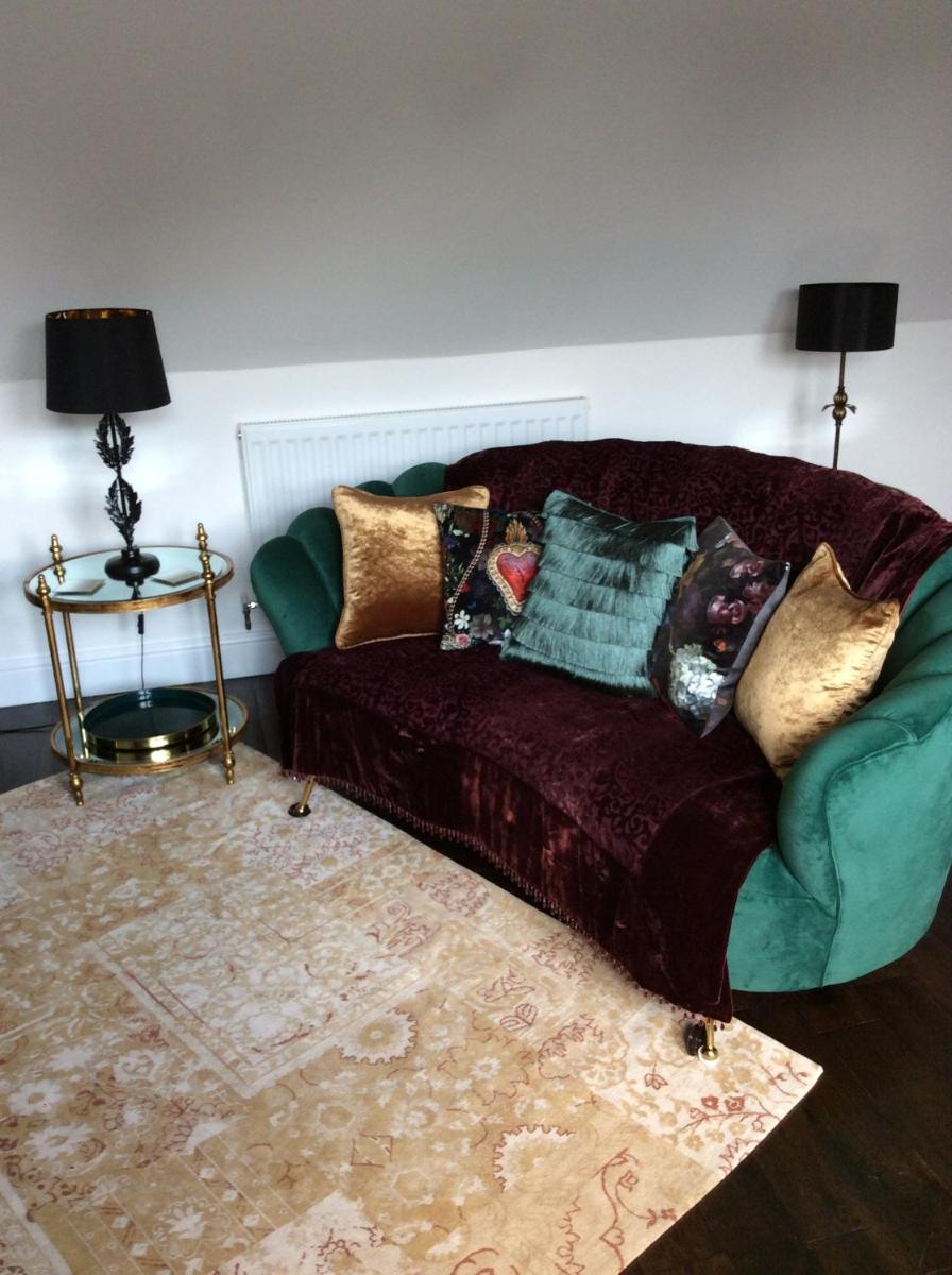 Holly Tree Cottage - Housity