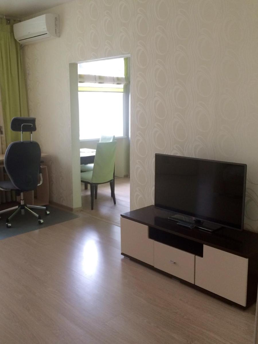 Apartment on Leningradskaya 63 - Housity