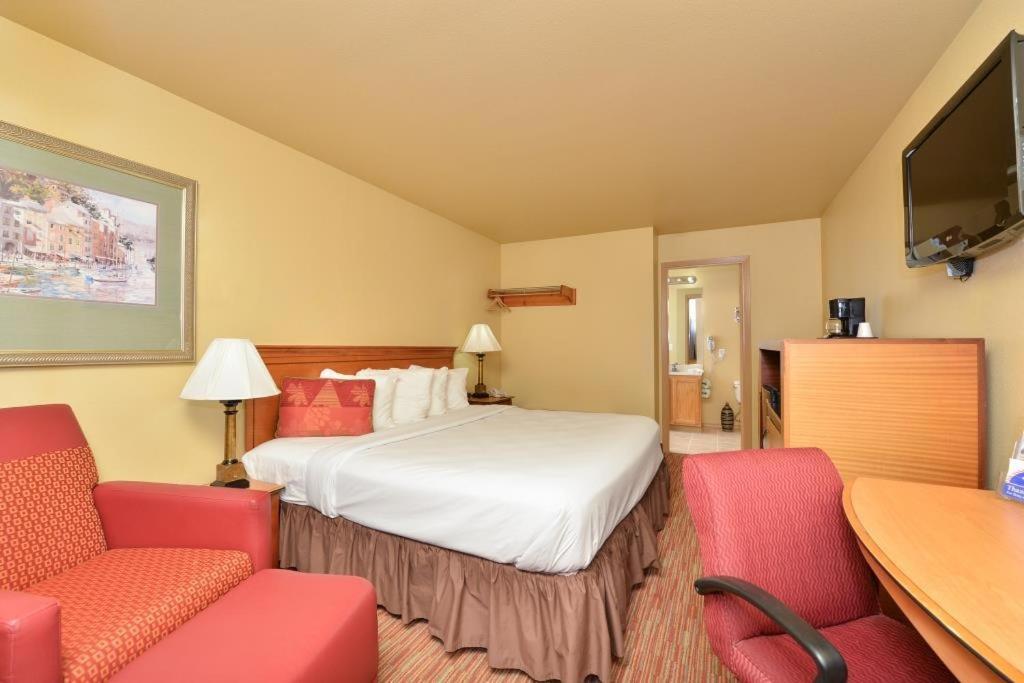 Americas Best Value Inn Lakewood South Tacoma - Housity