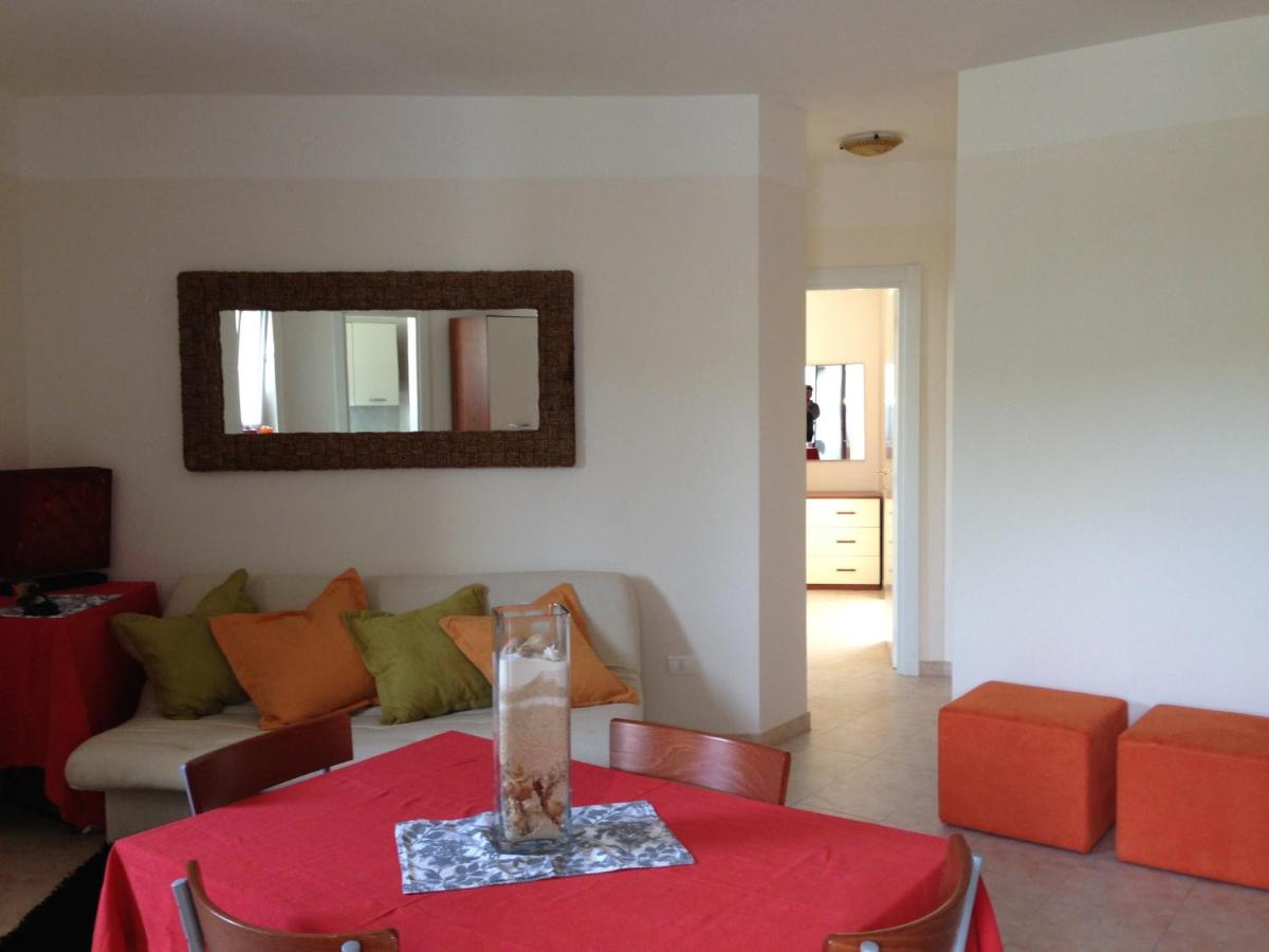 Blumen Bad Beach - Housity