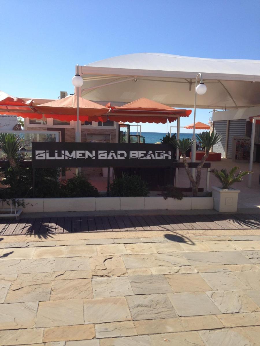Blumen Bad Beach - Housity
