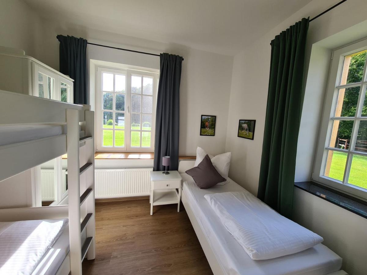 Ferienwohnungen Georgenbruch - Housity