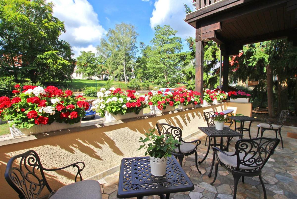 Ferienpension direkt am Zenssee Lychen UCK 1120 - Housity