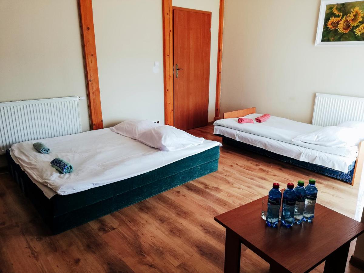 Zajazd Dolina Sadosiów - Housity