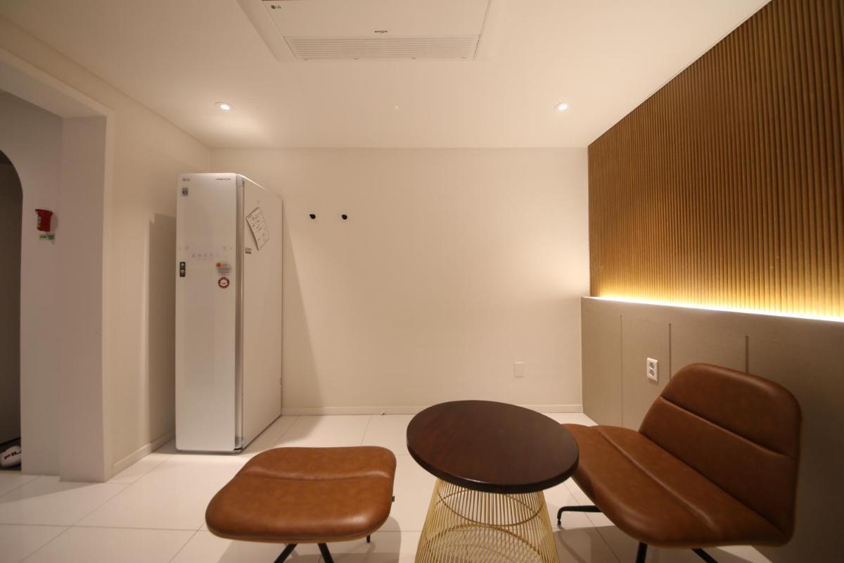 Biennale Hotel - Housity