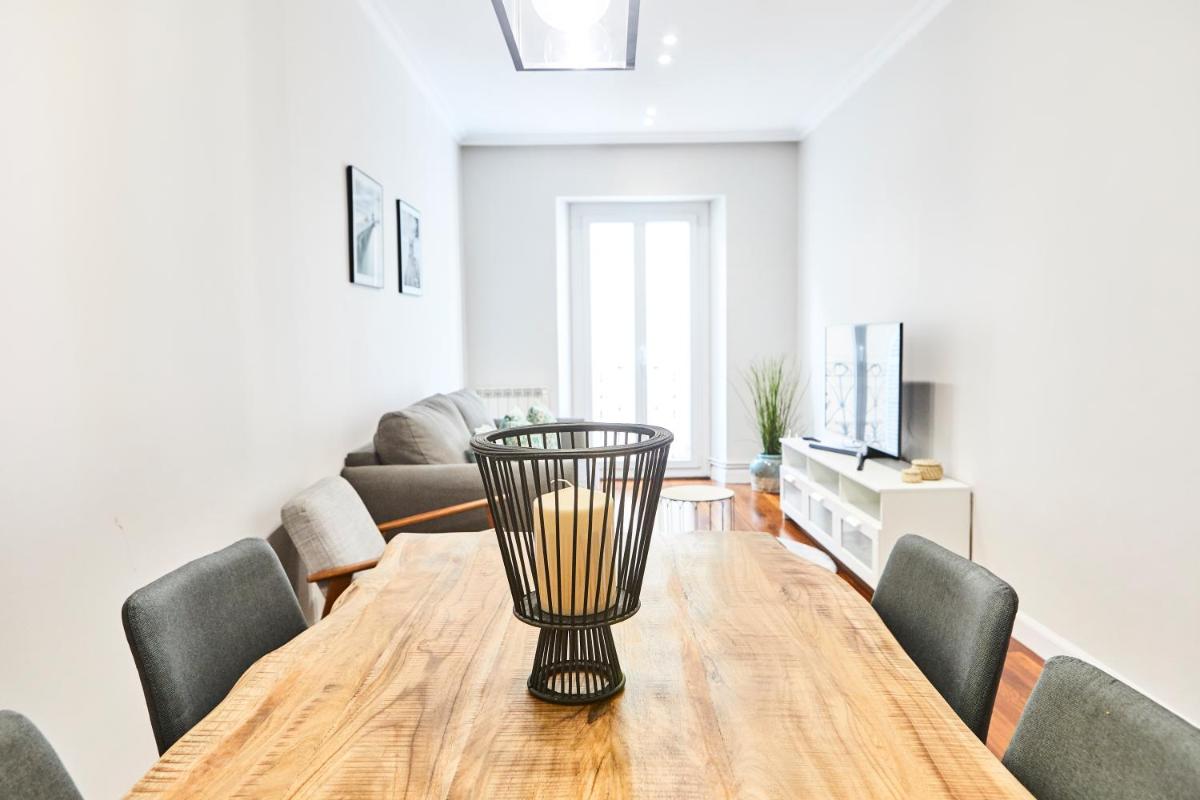 Suitetrails - San Martin apartment by Basque Homes