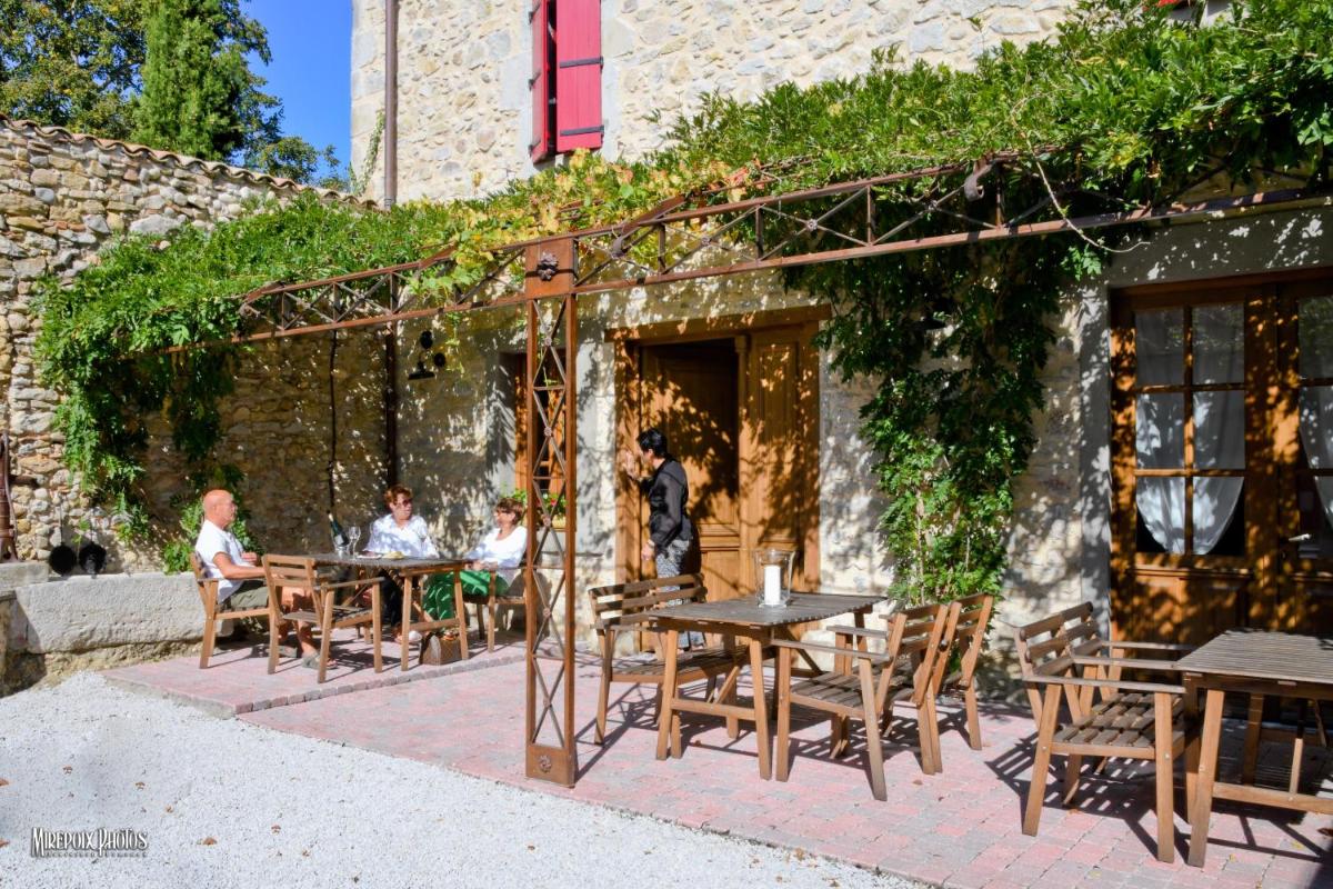 Demeure de la Carmine, sejour bien-etre d'exception, piscine, hammam, champagne - Housity