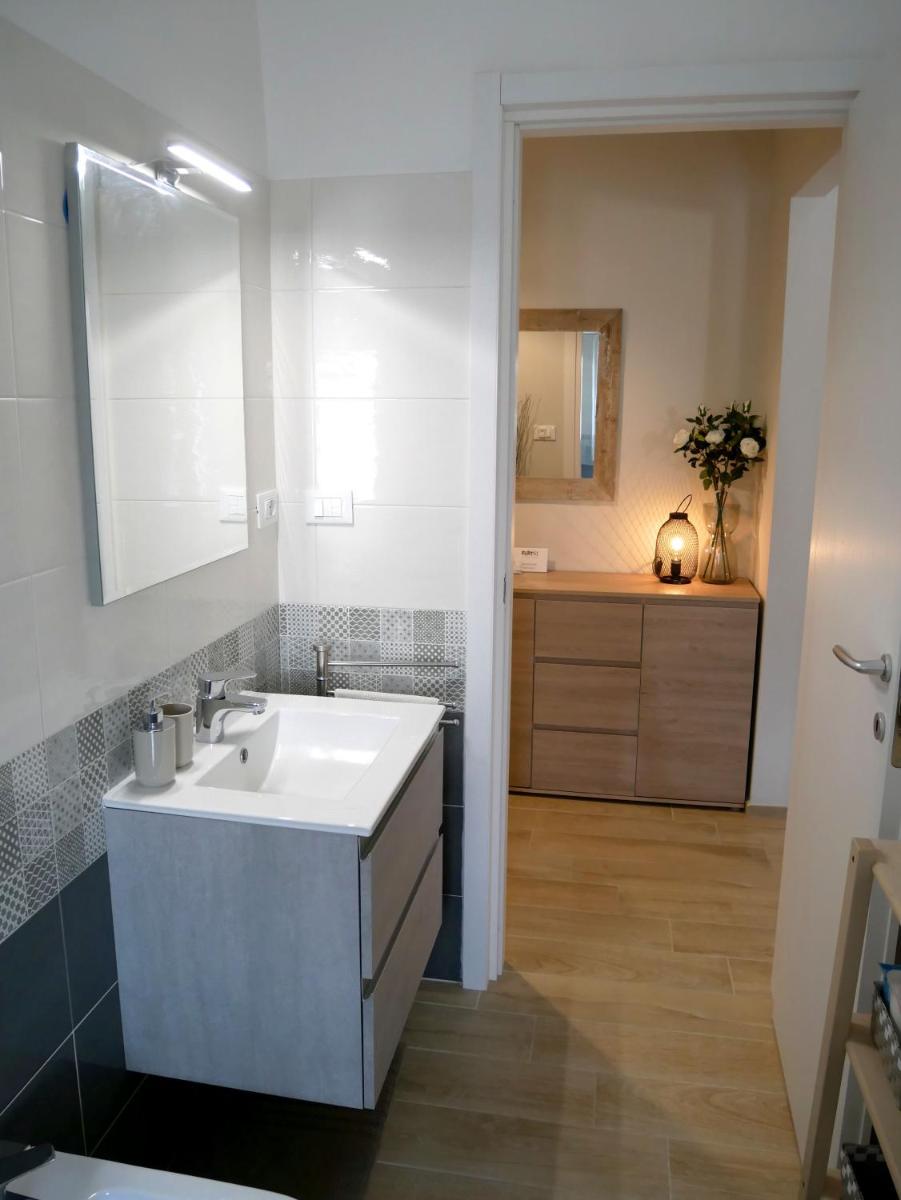 Flat 61 - Housity