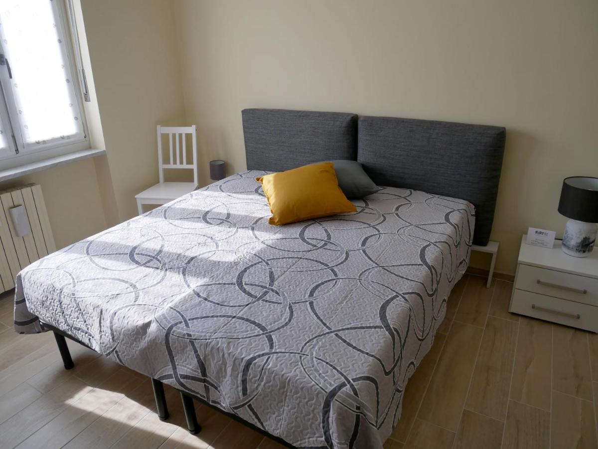 Flat 61 - Housity