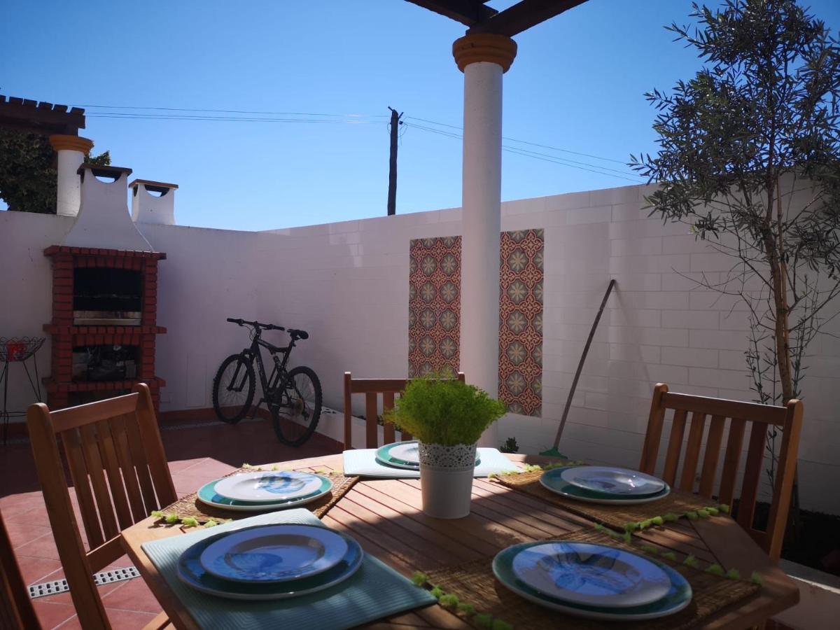 Trail House- Countryside and Beach - Housity