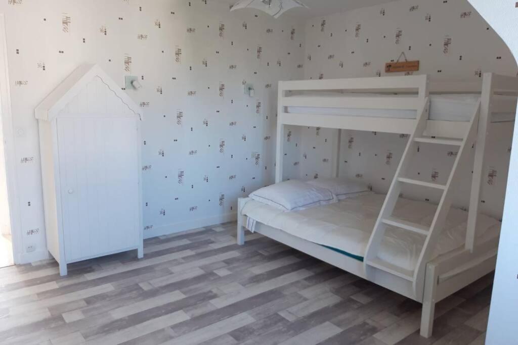 Leshorizonsperrosguirec - Housity