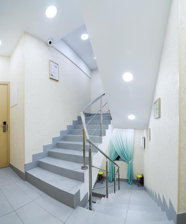 UHOTEL - Housity